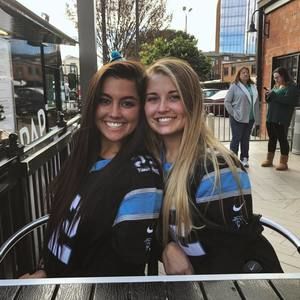 Meet your Posher, Emilee